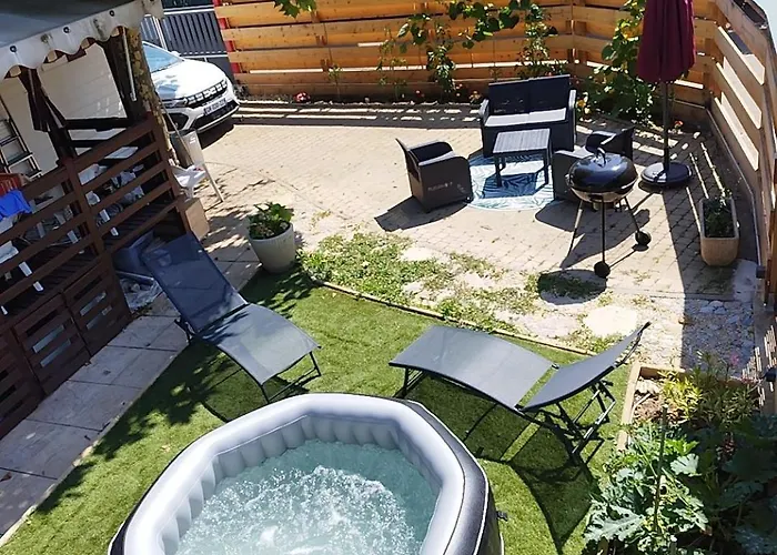 Havre De Paix Bord De Saone Avec Jacuzzi